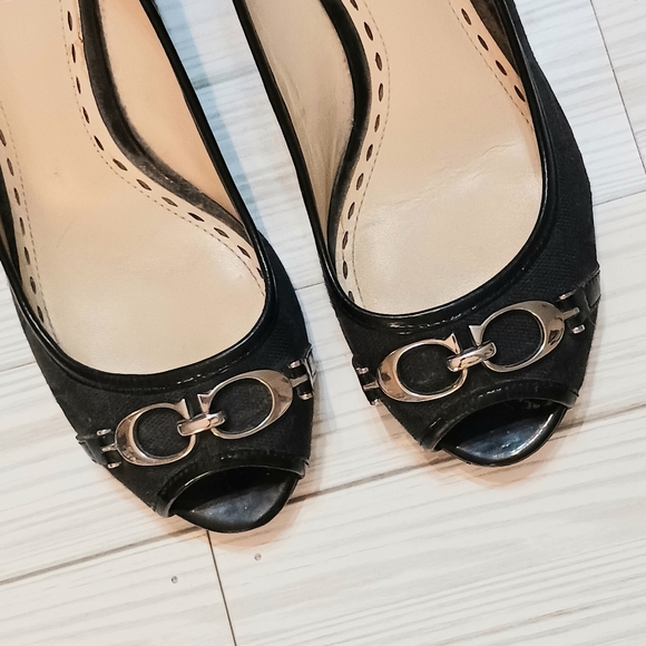 Coach Black Open Toe Wedge Shoes, Size 6 - Picture 2 of 10